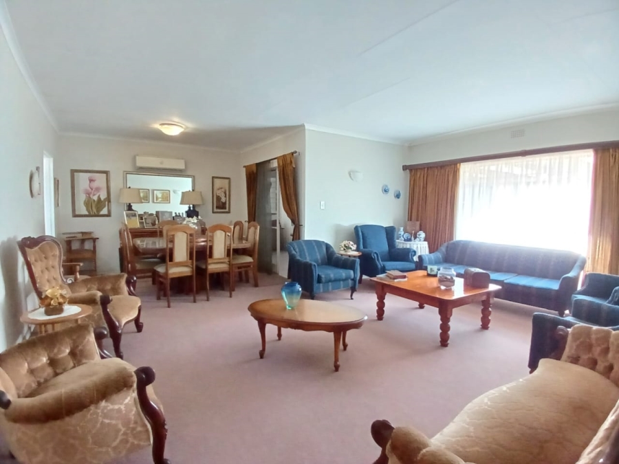 4 Bedroom Property for Sale in Vaalpark Free State